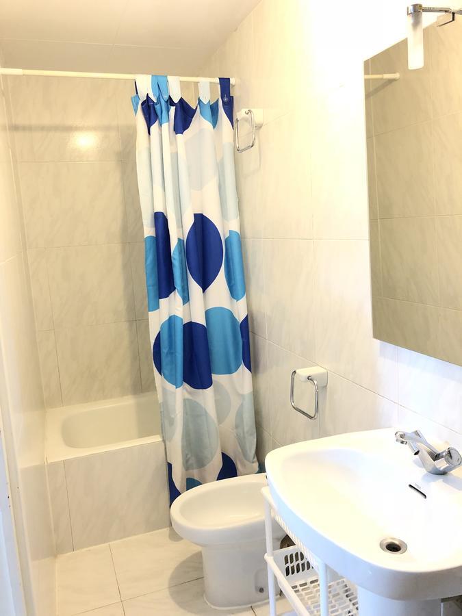 Hostal Univers Calella Exterior photo