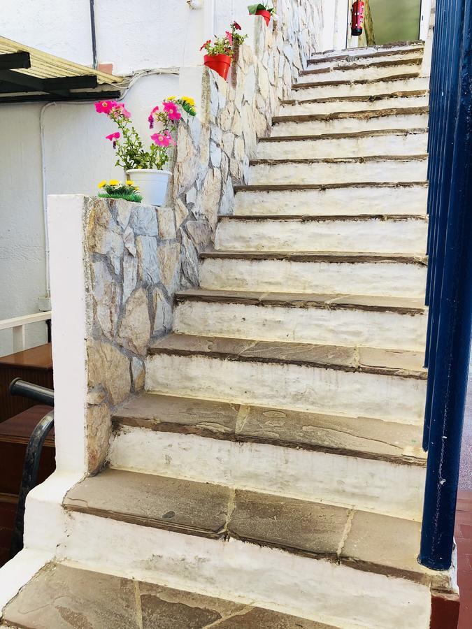 Hostal Univers Calella Exterior photo