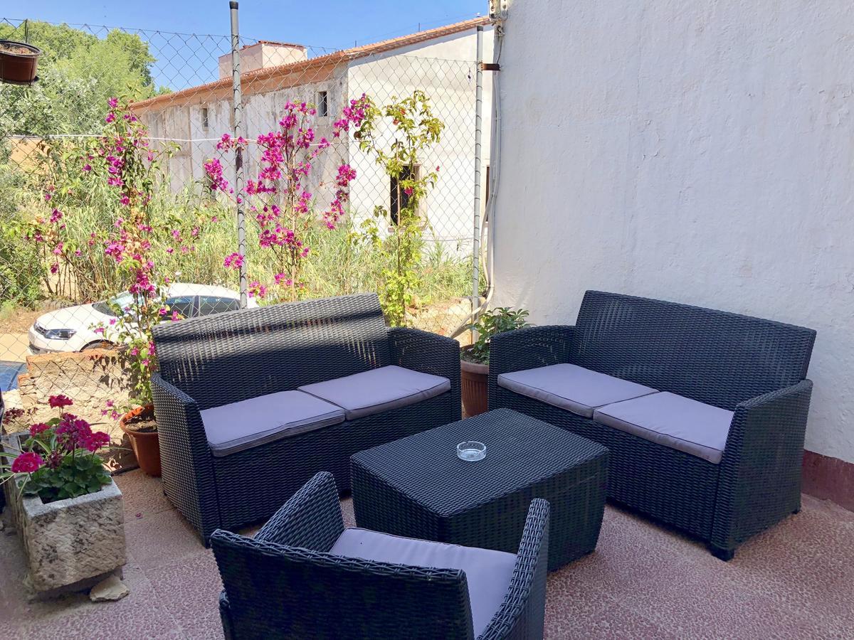Hostal Univers Calella Exterior photo