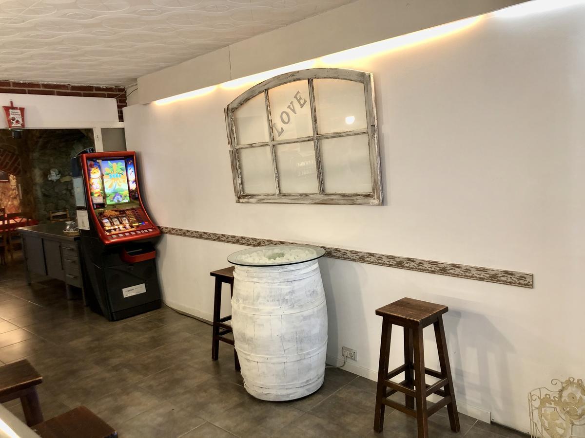 Hostal Univers Calella Exterior photo